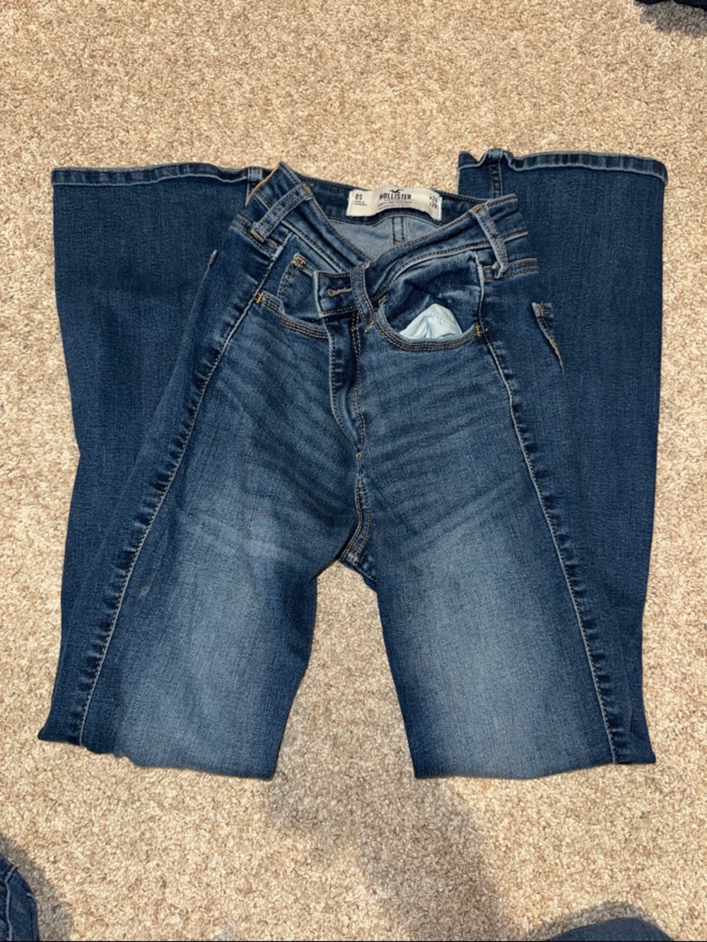 Hollister Women’s Dark Wash Bootcut Jeans